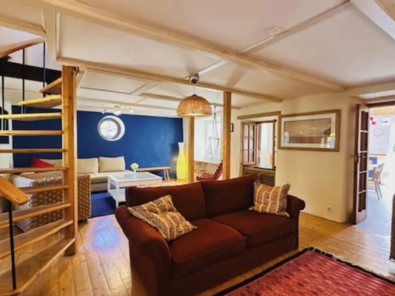 Maison, 230 m²