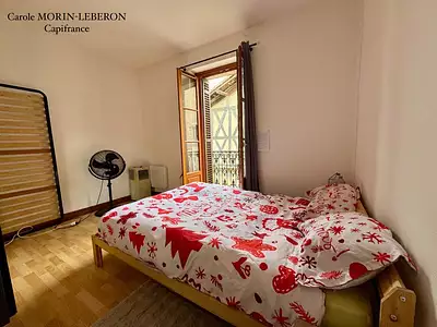 Immeuble, 114 m²