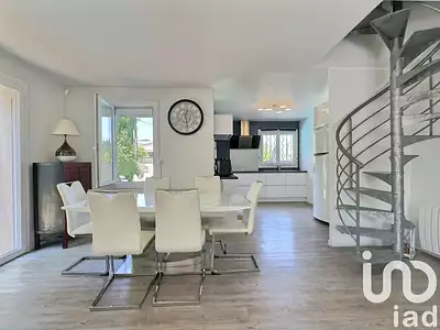 Maison, 250 m²