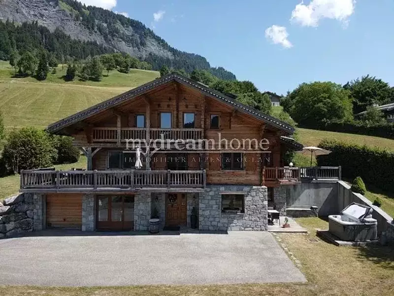 Maison, 242 m²