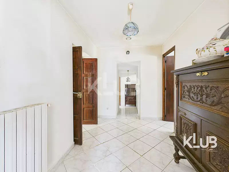 Maison, 180 m²