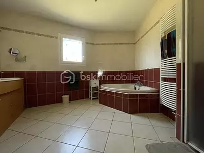 Maison, 146 m²