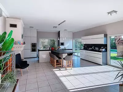 Maison, 257 m²