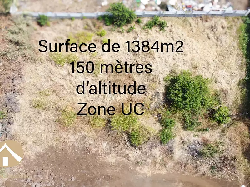Terrain, 1 384 m²