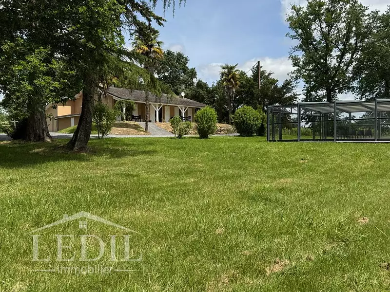 Maison, 140 m²
