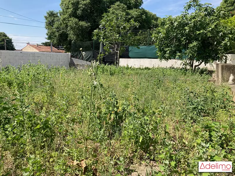 Terrain, 228 m²