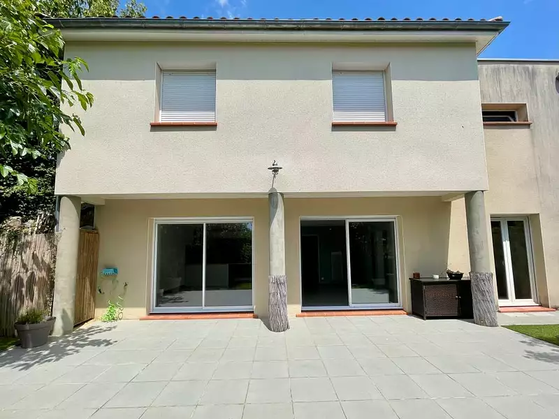 Maison, 116 m²