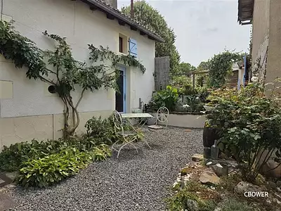 Maison, 196 m²