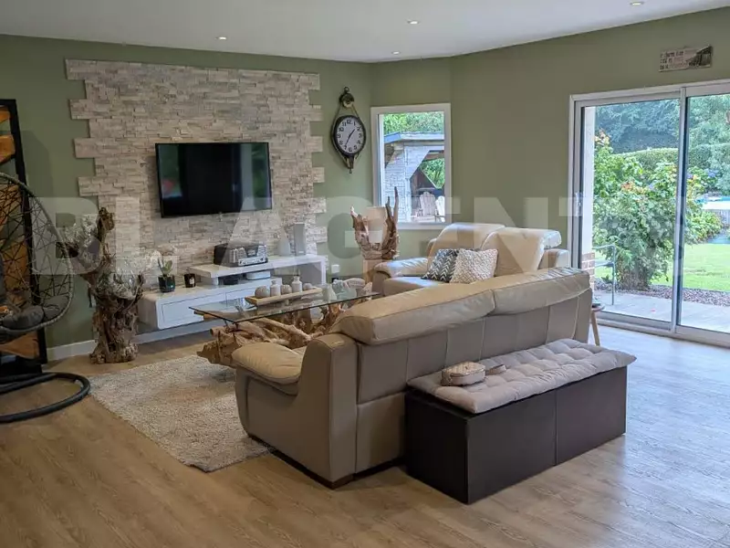 Maison, 165 m²