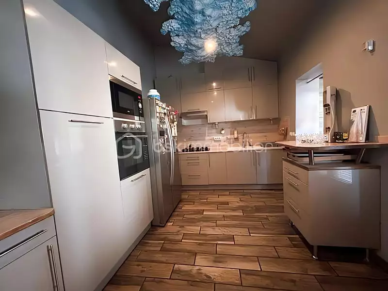 Immeuble, 329 m²