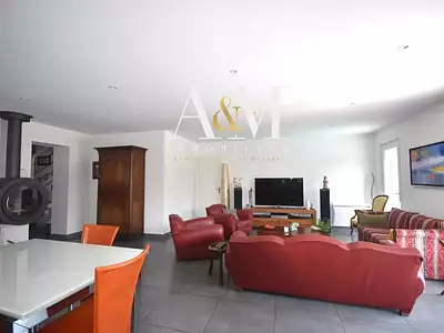 Maison, 165 m²