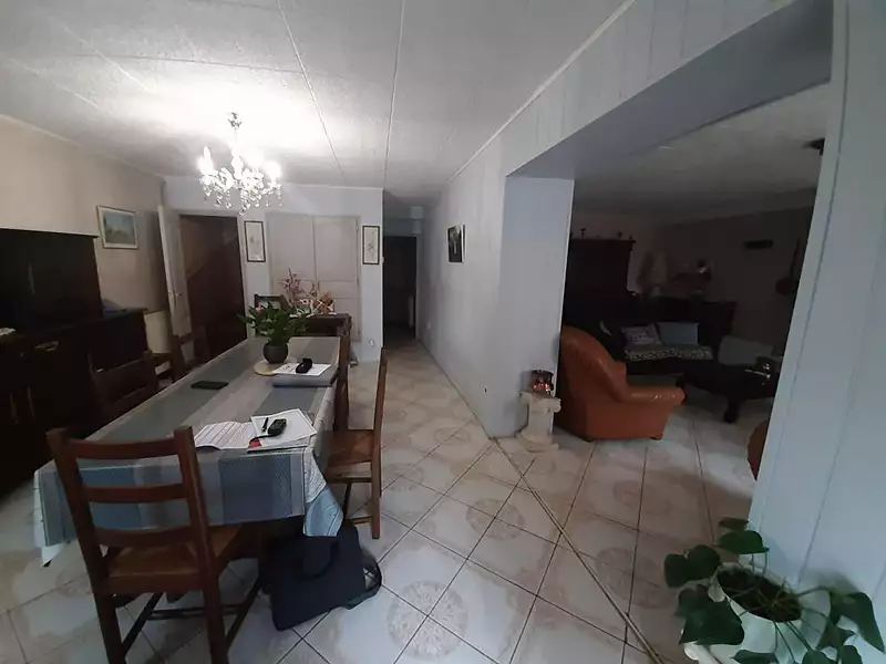 Maison, 145 m²