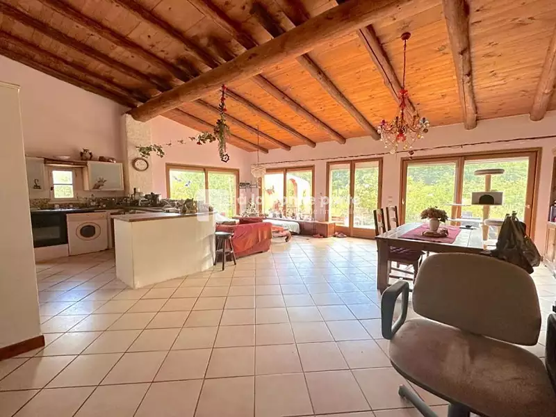 Maison, 278 m²