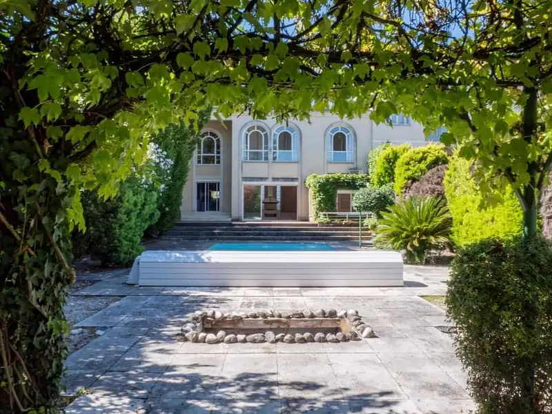 Maison, 232 m²