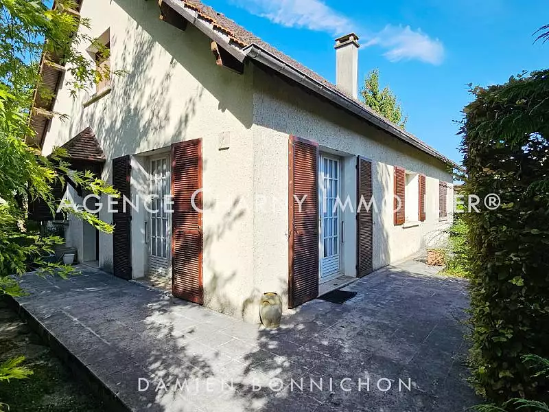 Maison, 143 m²