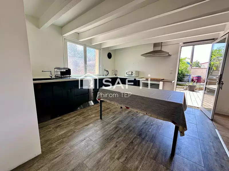 Maison, 163 m²