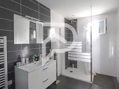Maison, 145 m²