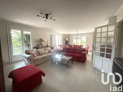 Maison, 213 m²