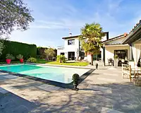 Maison, 210 m²