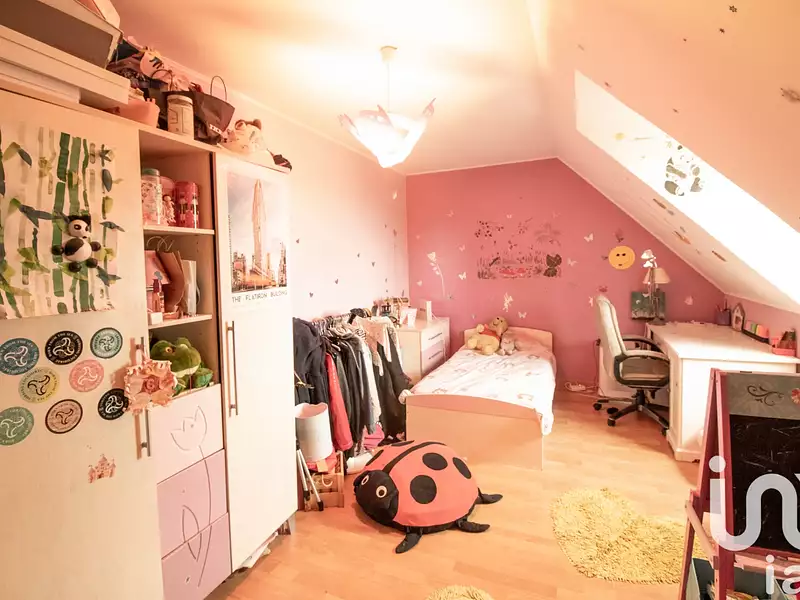 Maison, 166 m²