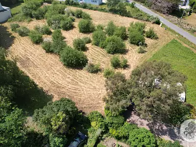 Terrain, 424 m²
