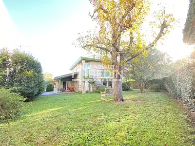 Maison, 161 m²