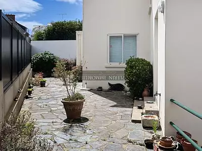 Maison, 222 m²