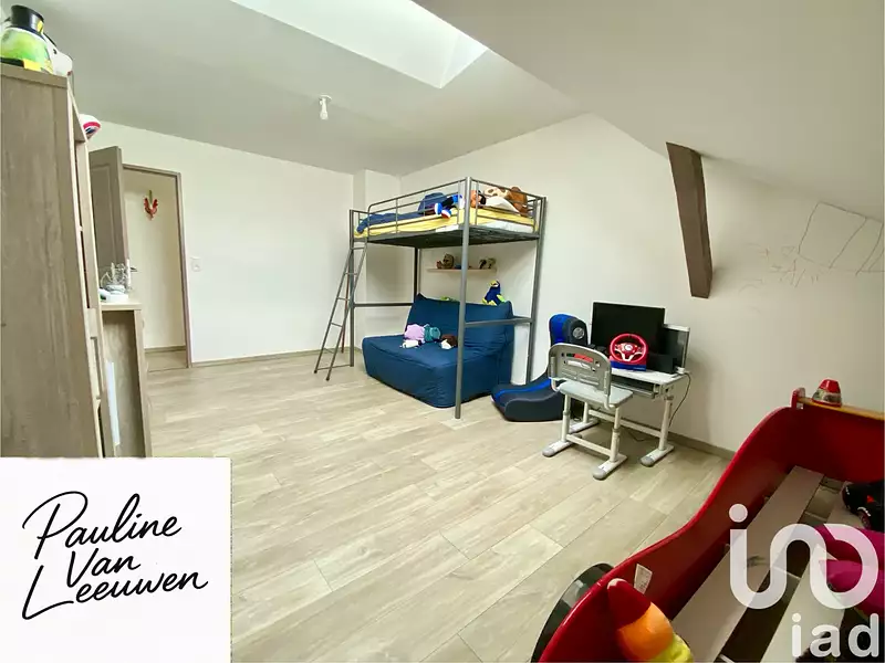 Maison, 215 m²