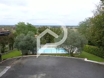 Maison, 160 m²
