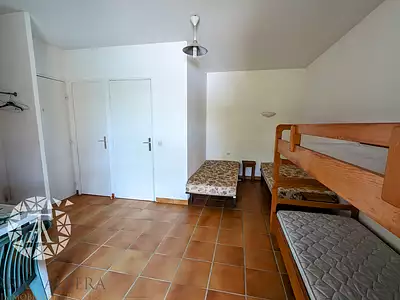Maison, 225 m²