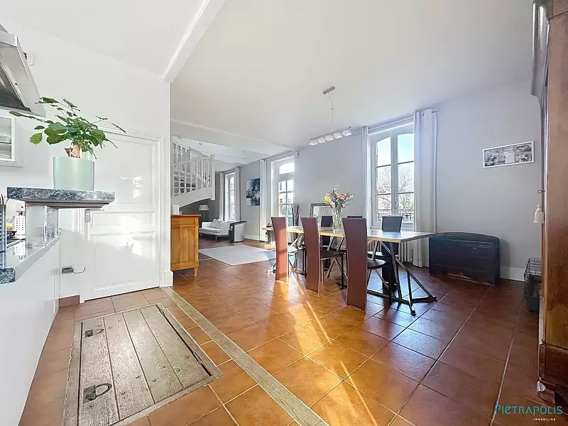 Maison, 177 m²