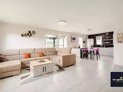 Maison, 153 m²