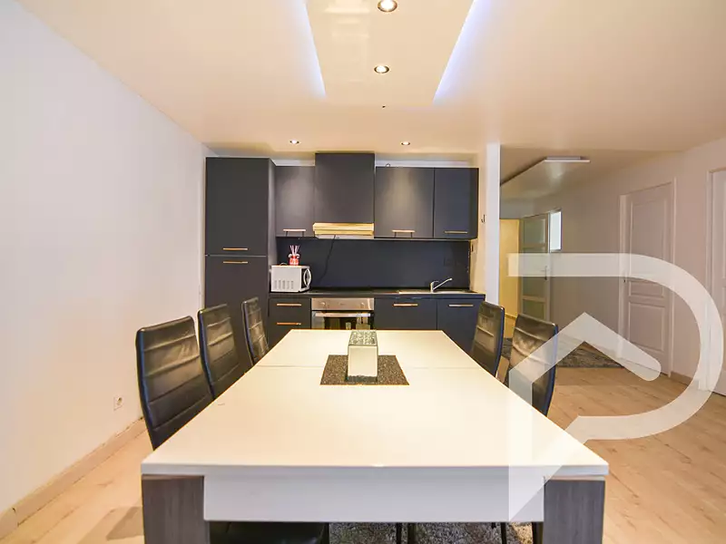 Appartement, 225 m²