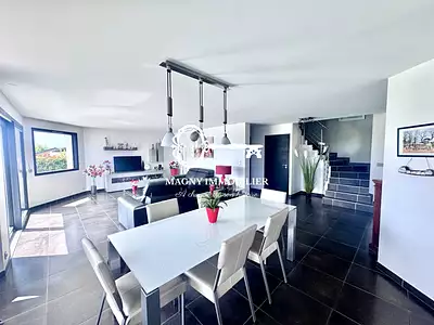 Maison, 185 m²