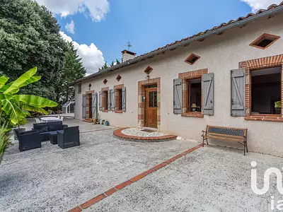 Maison, 215 m²