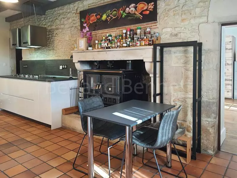 Maison, 227 m²