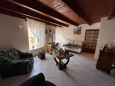 Maison, 210 m²