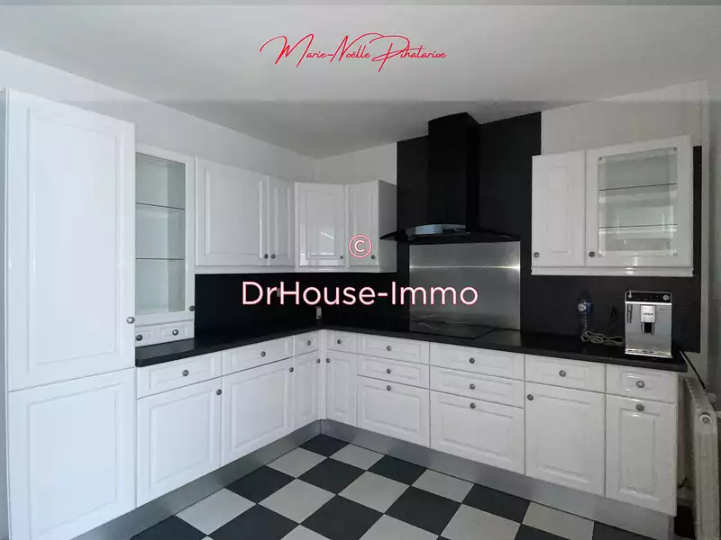 Maison, 142 m²