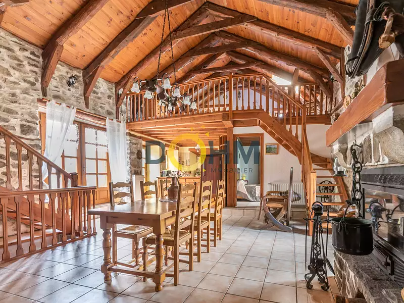 Maison, 223,8 m²