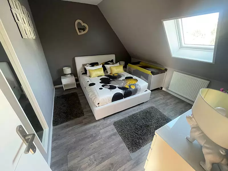 Maison, 225 m²