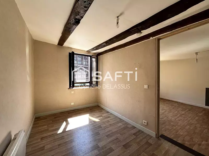 Immeuble, 130 m²