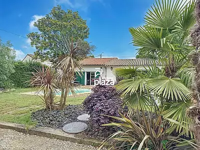 Maison, 240 m²