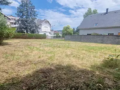 Terrain, 585 m²