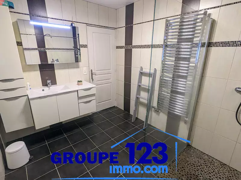 Maison, 155 m²
