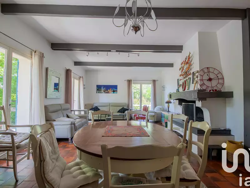 Maison, 180 m²