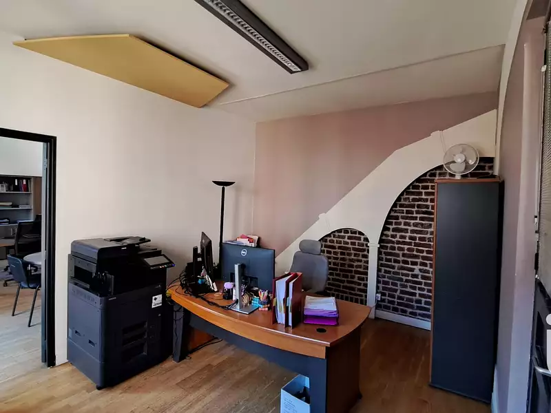 Immeuble, 643 m²