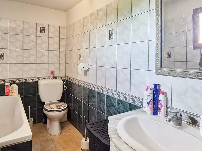 Maison, 180 m²