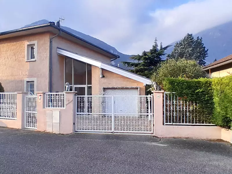 Maison, 148 m²