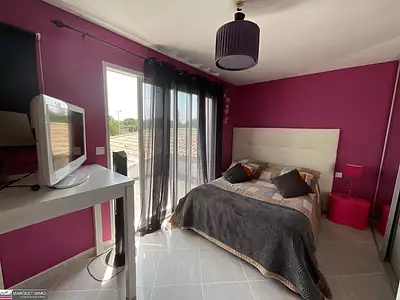 Maison, 214 m²