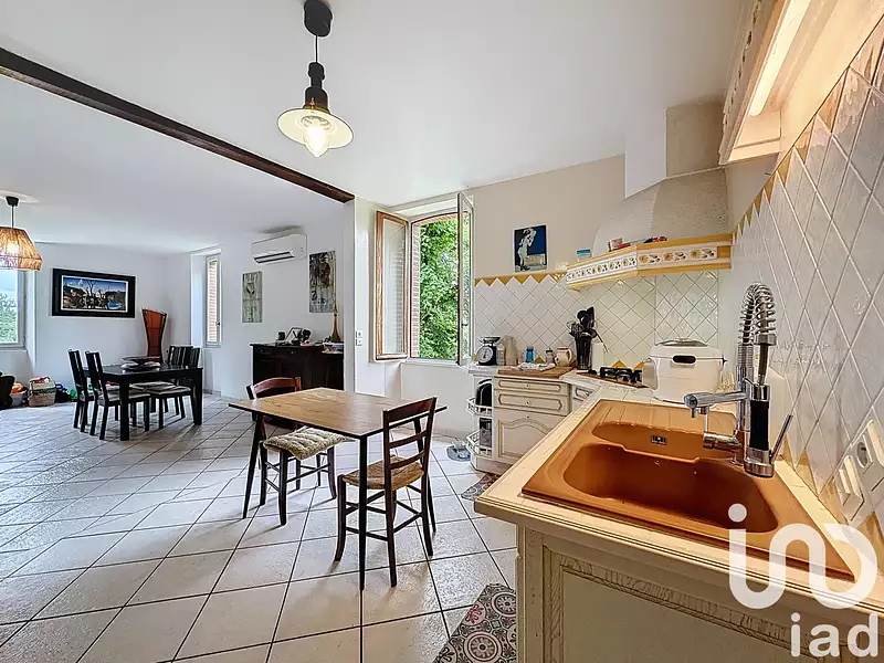 Maison, 185 m²